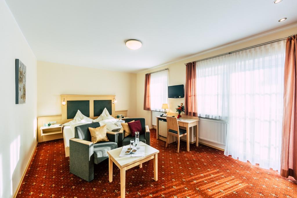 Hotel Wellness- Und Wohlfuehlhotel Waldeck 4*